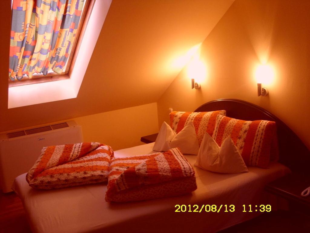 Hotel Korona Szallo Nagykanizsa Pokoj fotografie