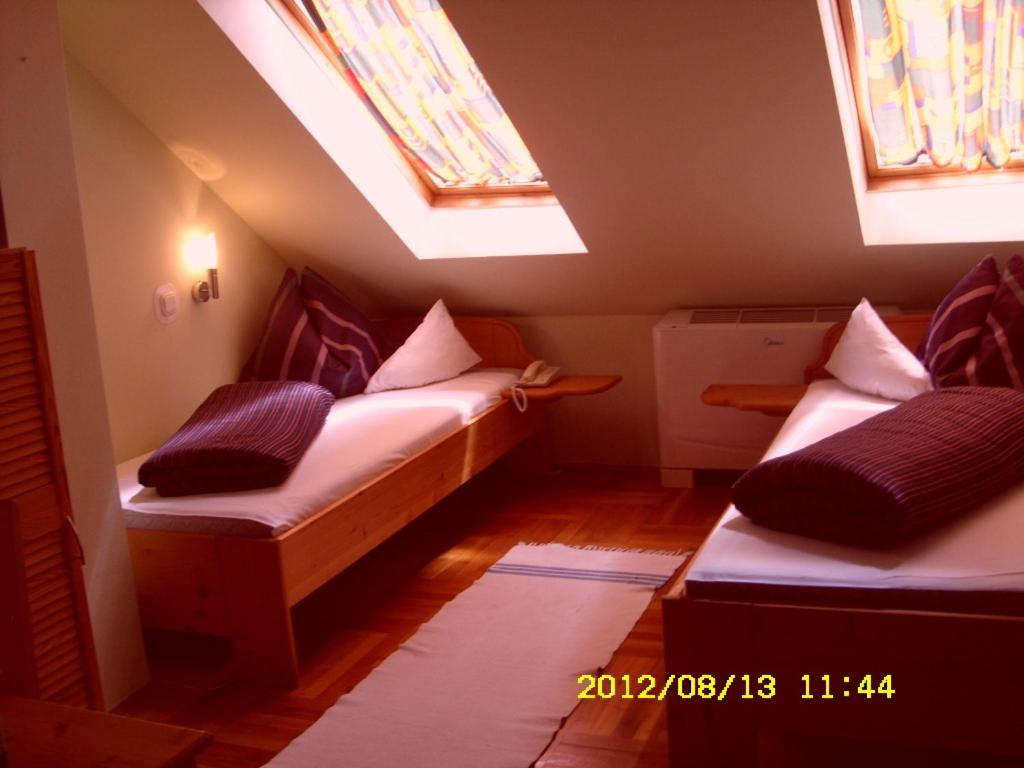Hotel Korona Szallo Nagykanizsa Pokoj fotografie