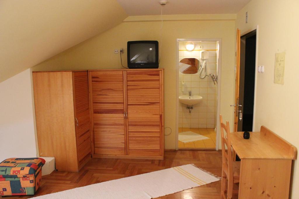 Hotel Korona Szallo Nagykanizsa Pokoj fotografie