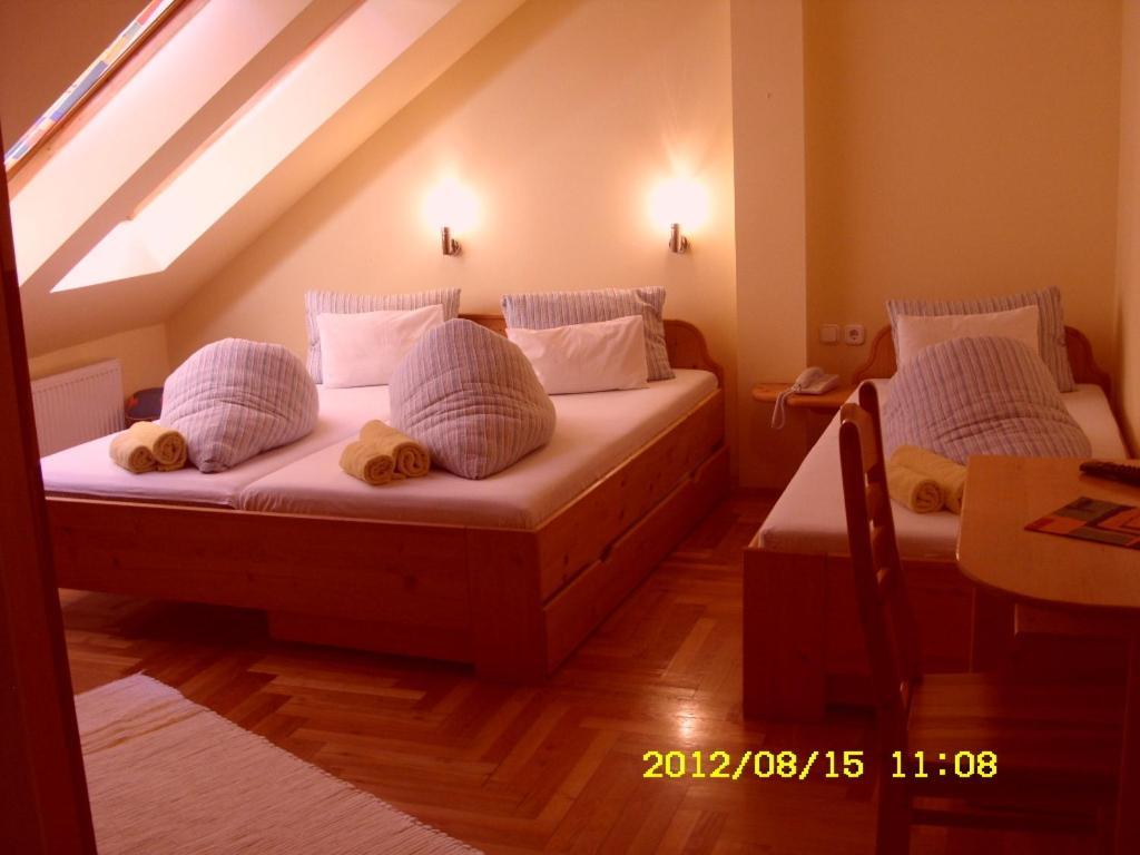 Hotel Korona Szallo Nagykanizsa Pokoj fotografie